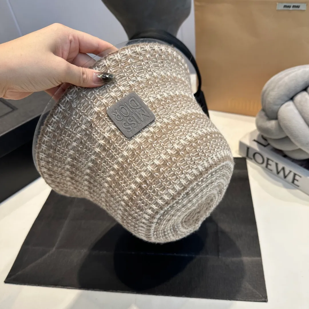 P 60 Dior striped fisherman hat for women 2025 new autumn woolen hat simple and versatile hat big head circumference showing face small basin hat