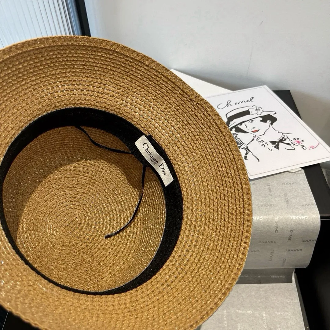 💰100¥ Dior new straw hat, head circumference 57vm