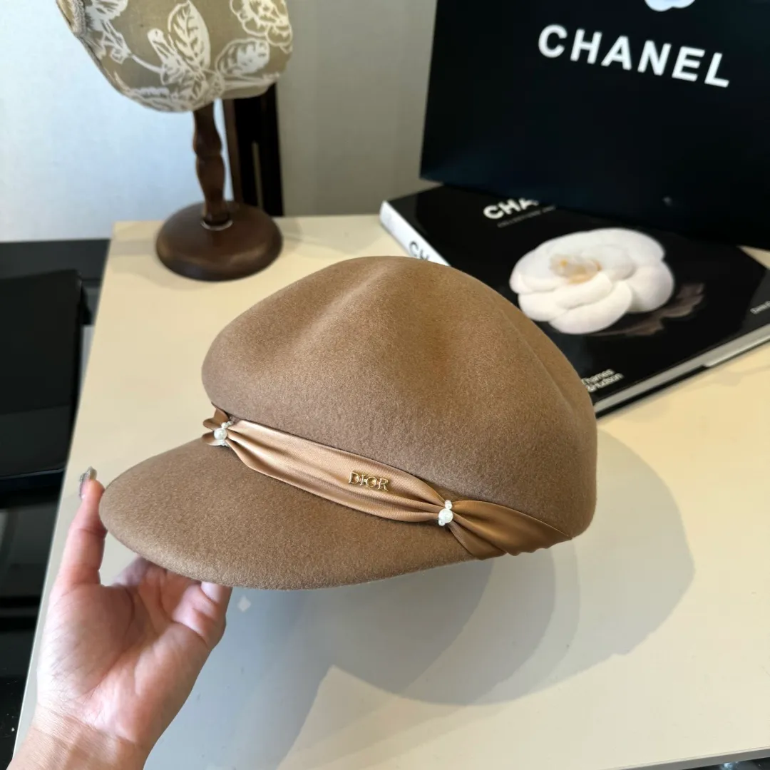 💰190¥ Dior wool peaked military cap, washed leather brim, 100% wool🦙, head circumference 57cm