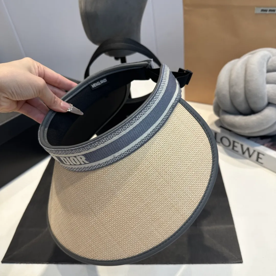 P70 Dior 2025 new sun visor, empty top headband hat, 🔆 versatile sun visor ~ a great tool for casual outings, great sun protection! Love it so much 💕