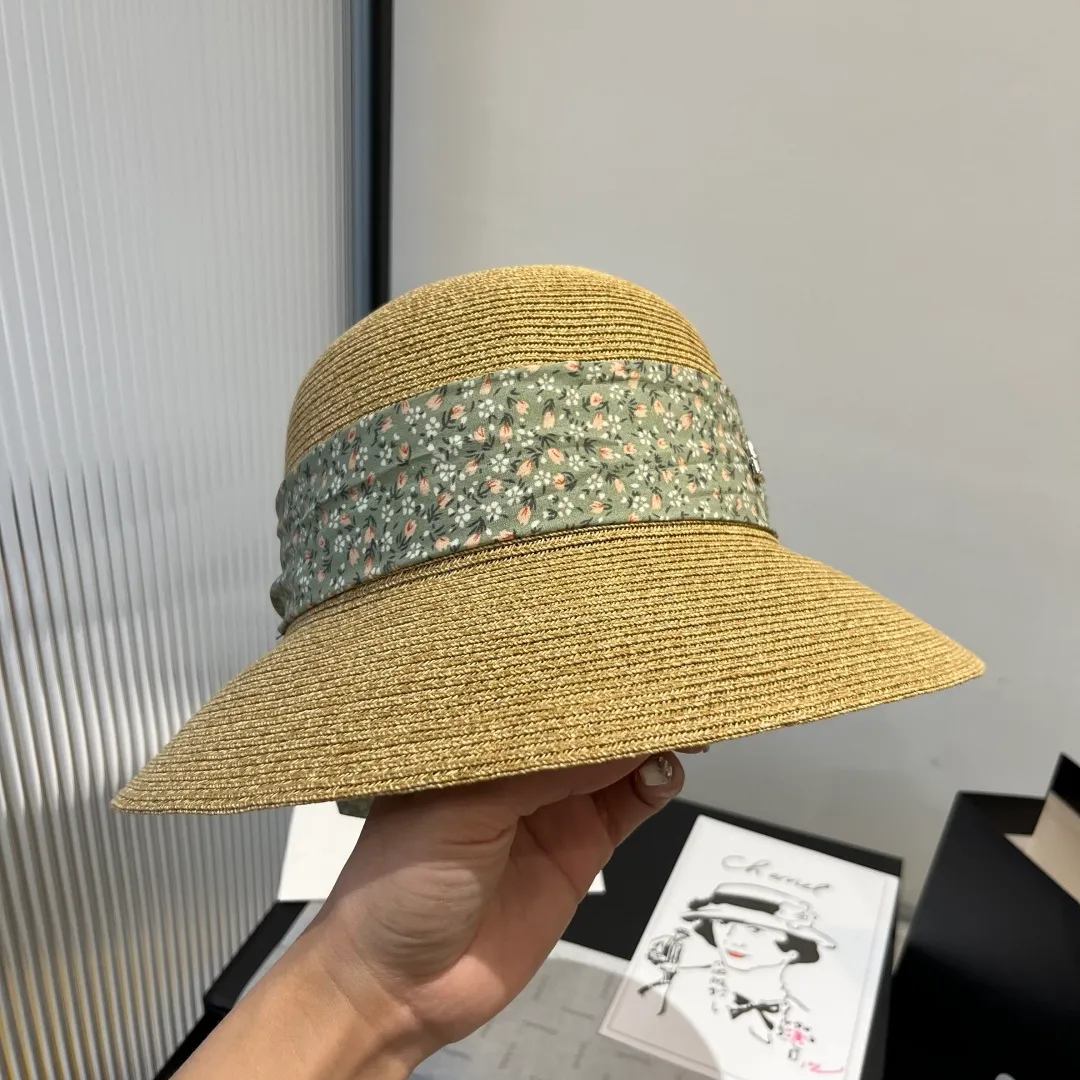 💰150¥ Dior new straw hat, sunshade beach straw hat, head circumference 57cm
