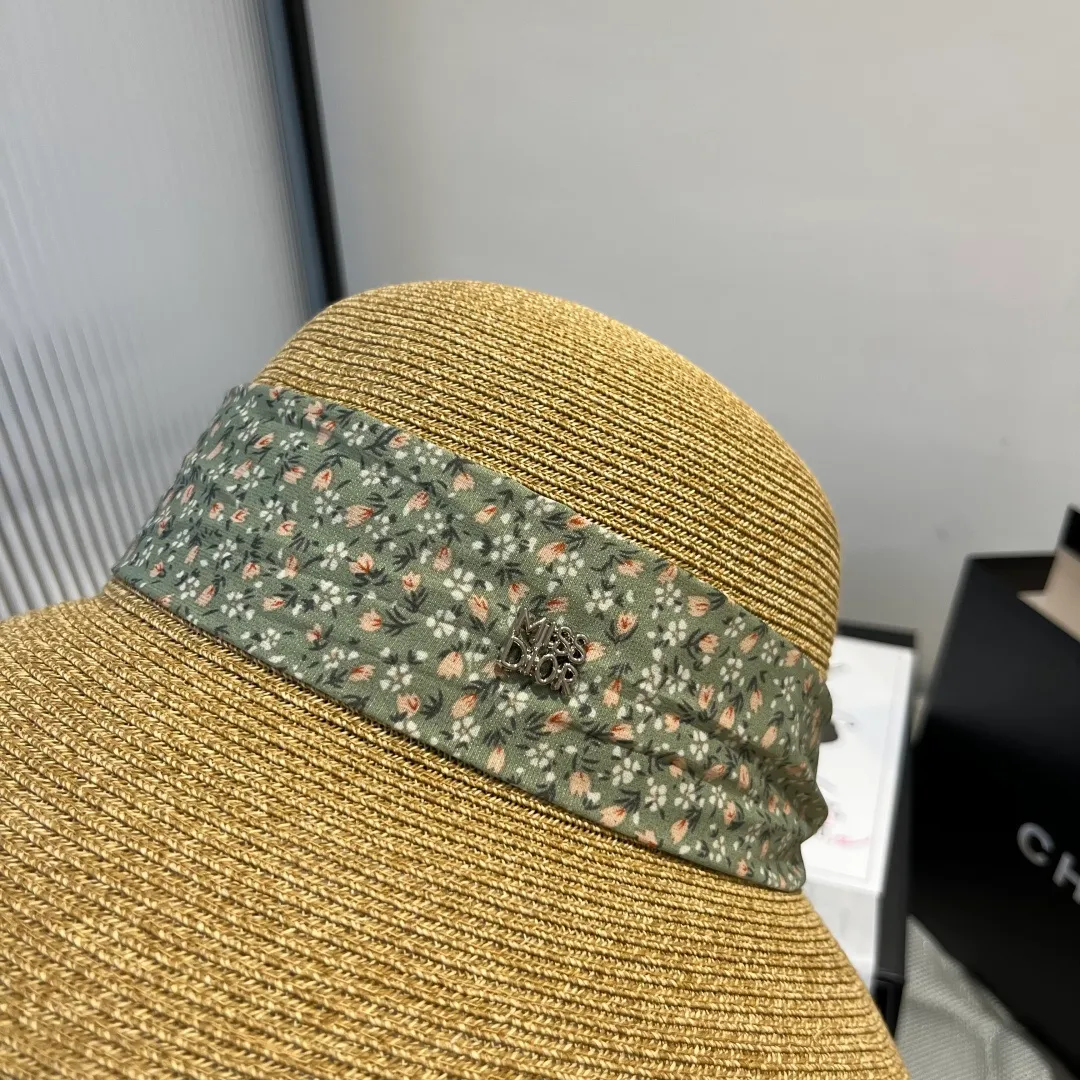 💰150¥ Dior new straw hat, sunshade beach straw hat, head circumference 57cm