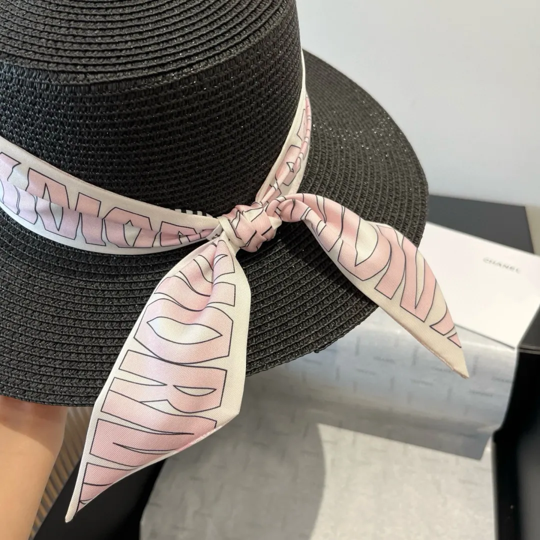 💰130¥ Dior Winter Olympics 2025 summer style flat top hat, straw hat, small top hat, with silk ribbon, absolute size, head circumference 57cm
