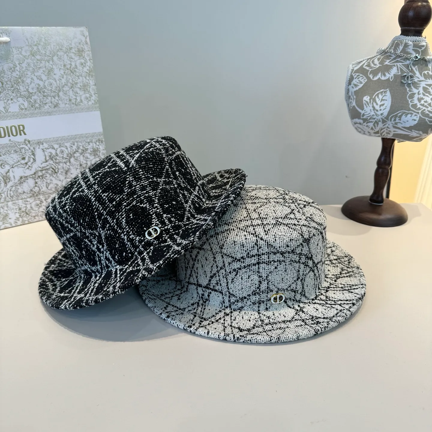 💰180¥ Dior new top hat, high-end Hepburn style top hat, head circumference 57cm