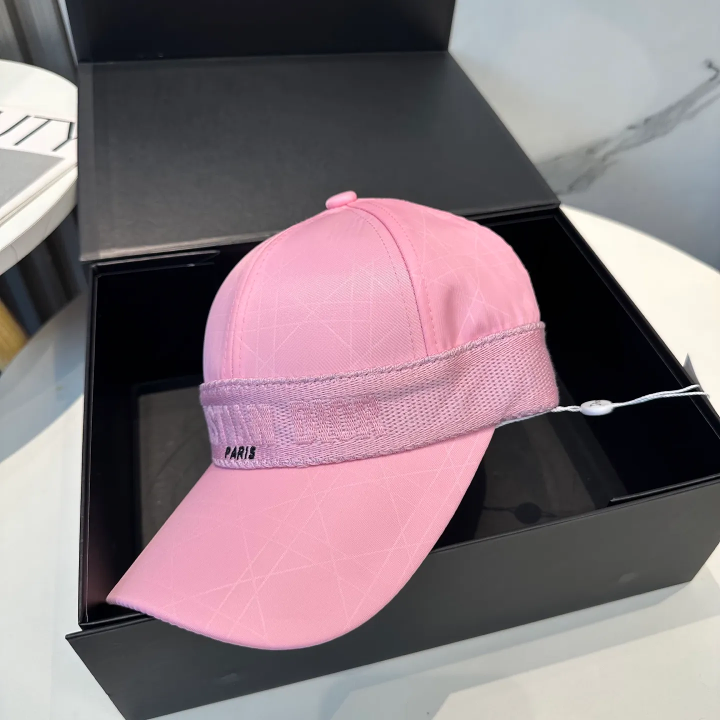 P70 Dior👒 high version webbing logo baseball cap🧢, super high sun protection index, especially small face, stylish but not soft, can be folded at will, easy to carry🤗