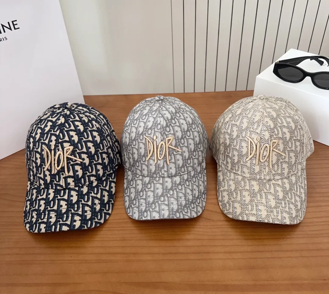 💰60 DIOR Dior embroidery official website simultaneously releases the new model Presbyopia D’s baseball cap🧢, the washed label is super popular