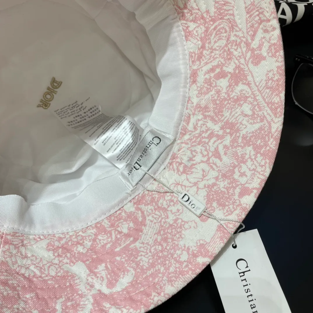 P90 original order quality [Dior DIOR] official website is online at the same time. The new Korean version of landscape painting, heavy industry customization, 1:1 original order quality, unisex fisherman hat, linen geological fabric, original quality counter🔥🔥🔥