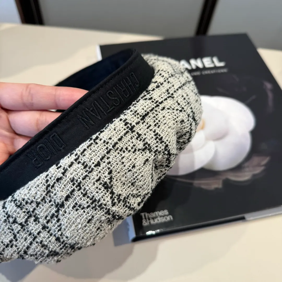 🉐190¥ Dior’s new beret, high-end customization, head circumference 57cm