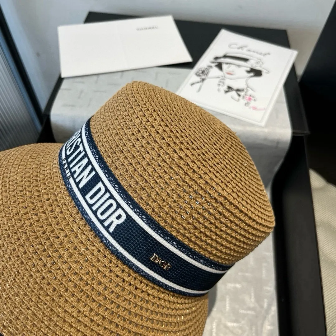 💰100¥ Dior new straw hat, head circumference 57vm