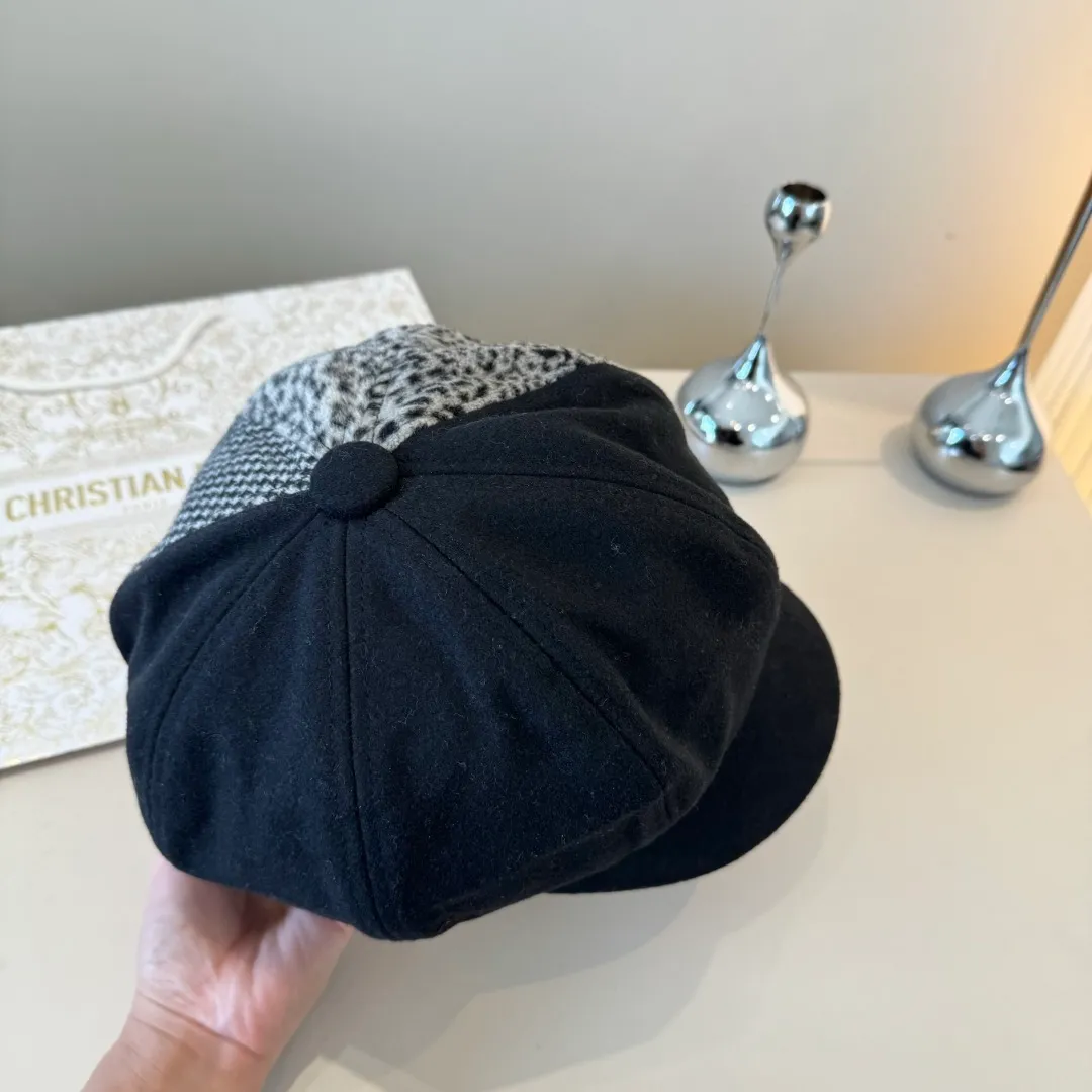 🉐170¥ Dior's new duck-bill painter's hat, head circumference 57cm