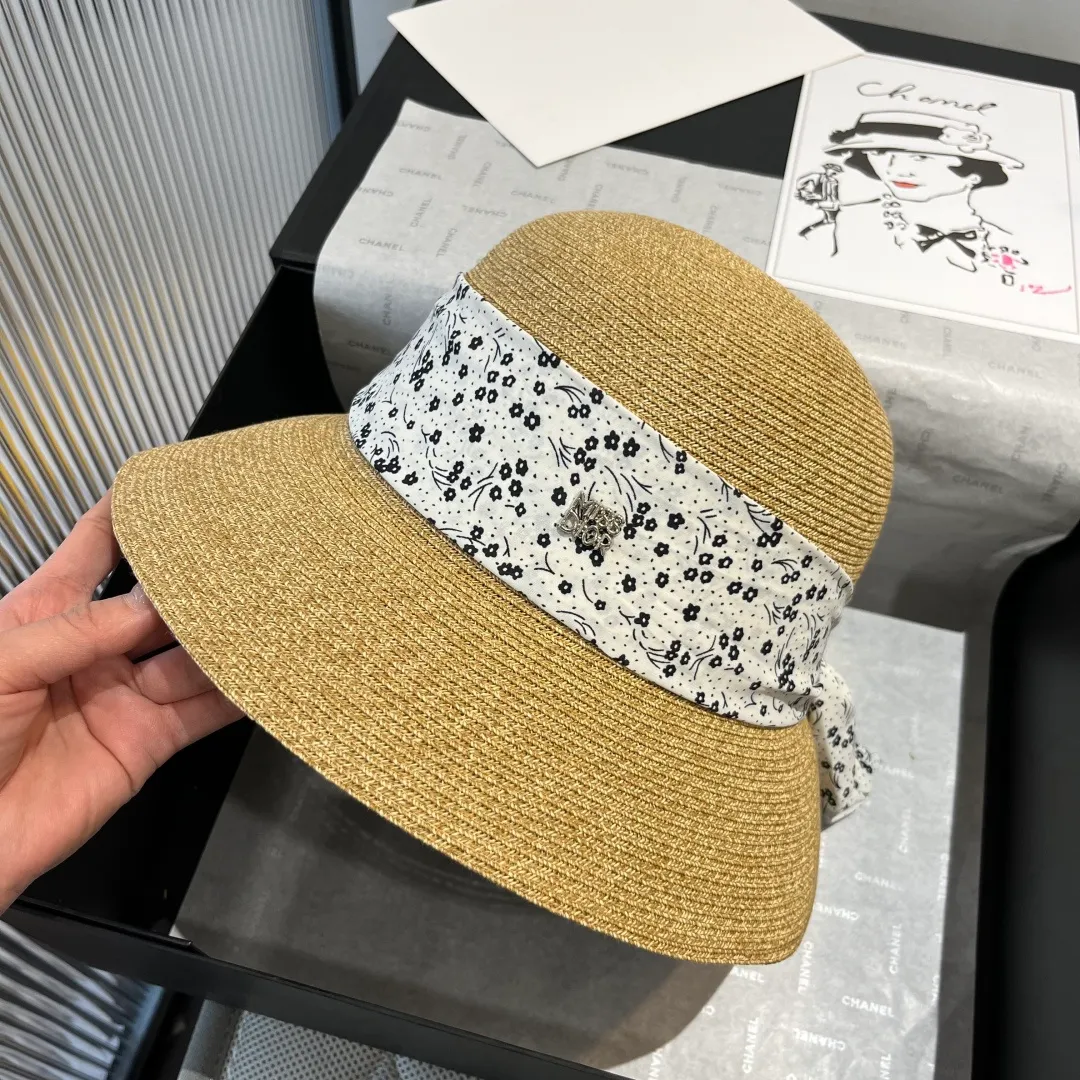 💰150¥ Dior new straw hat, sunshade beach straw hat, head circumference 57cm