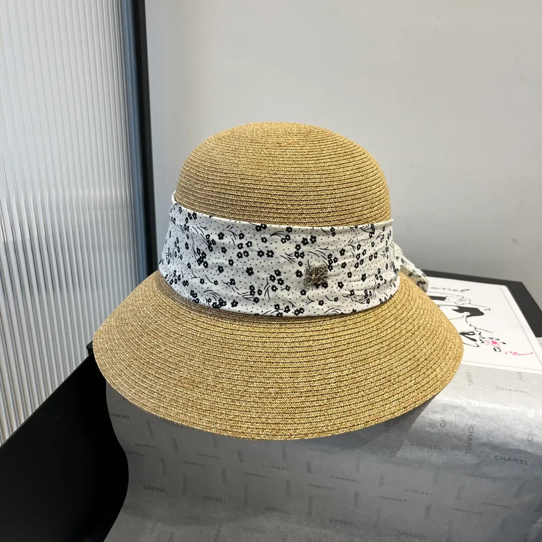💰150¥ Dior new straw hat, sunshade beach straw hat, head circumference 57cm