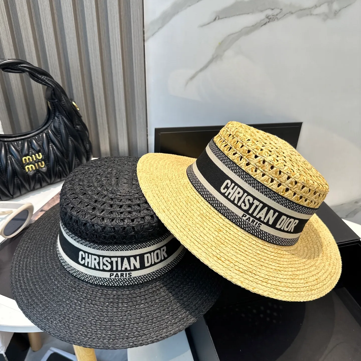 P90 Dior2025 new straw hat, advanced customization, lady style, attention to detail, sun protection and UV protection in summer, a must-have for travel, versatile and good-looking