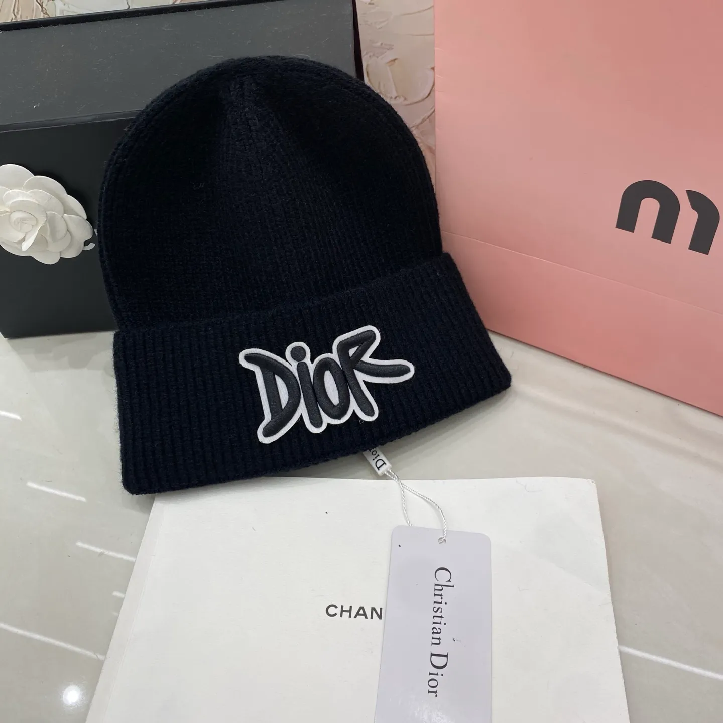 Dior cashmere knit hat