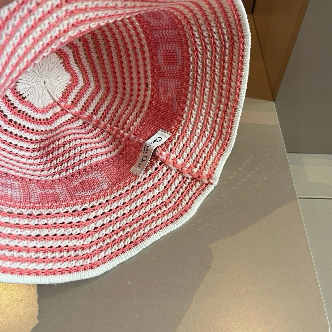 💰90¥ Dior new knitted bucket hat, hand-knitted hat