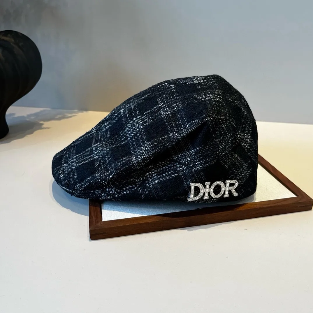 💰100¥ Dior new duck bill forward cap, head circumference 58cm