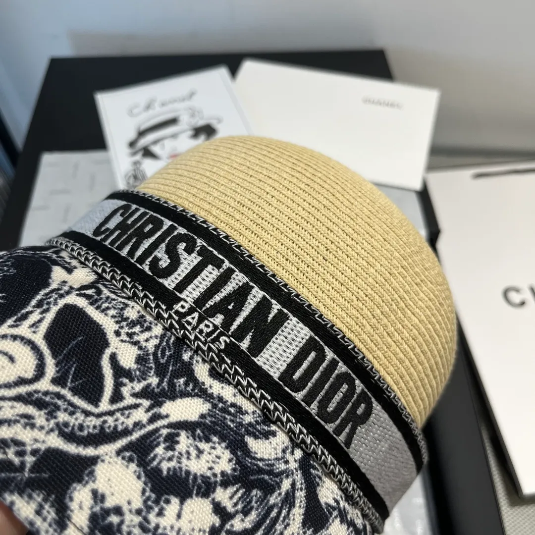 160¥ Dior new basin hat, straw hat, head circumference 57cm
