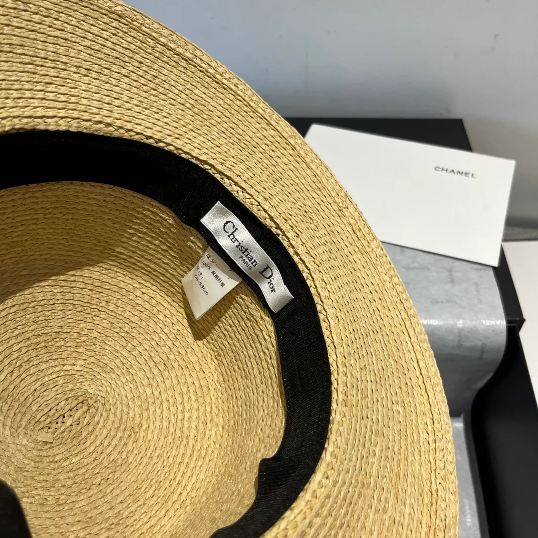 💰160¥ Dior flat-top straw hat, raffia straw hat, head circumference 57cm