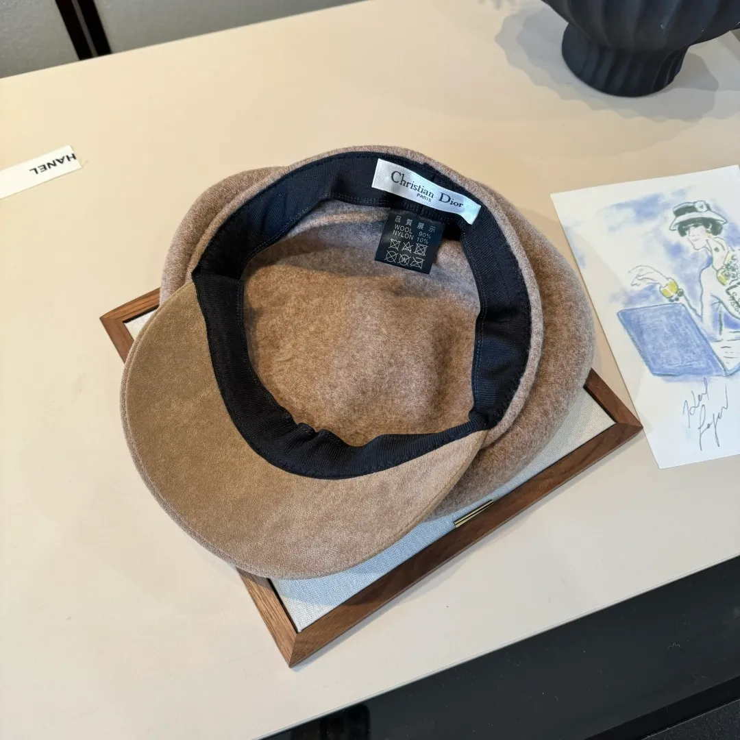 🉐190¥ Dior wool painter's cap, 100% wool🦙% fabric, head circumference 57cm