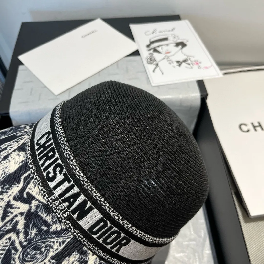 160¥ Dior new basin hat, straw hat, head circumference 57cm