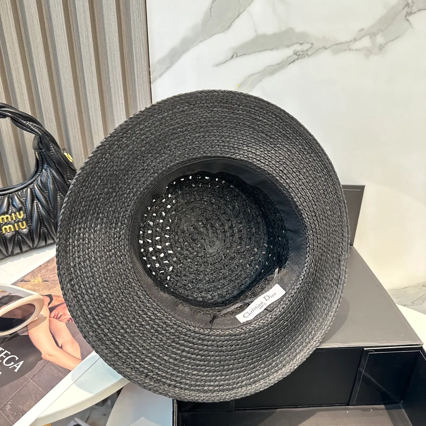 P80 Dior2025 new straw hat, advanced customization, lady style, attention to detail, sun protection and UV protection in summer, a must-have for travel, versatile and good-looking