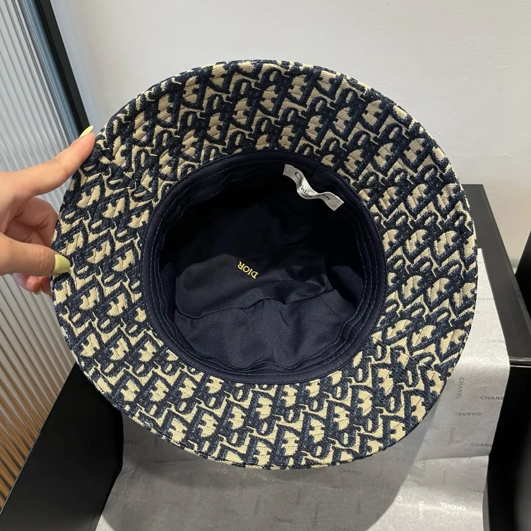 💰90¥ Dior new bucket hat