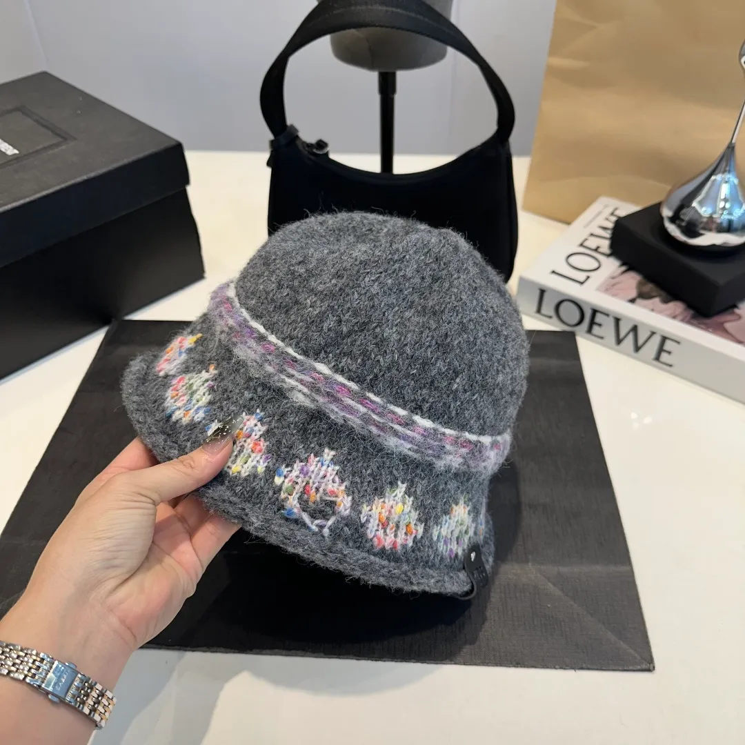 P60 Retro Dior New Bucket Hat