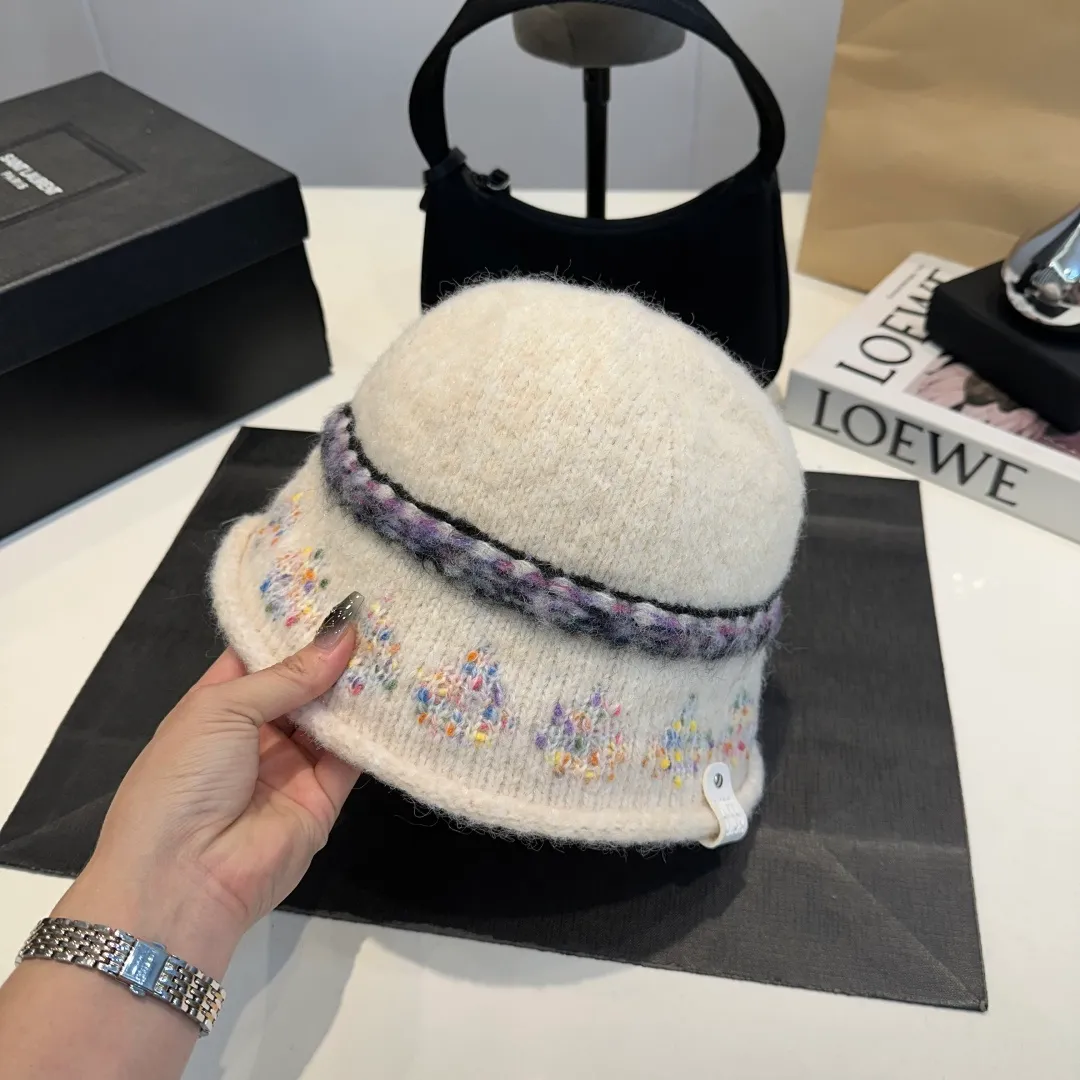 P60 Retro Dior New Bucket Hat