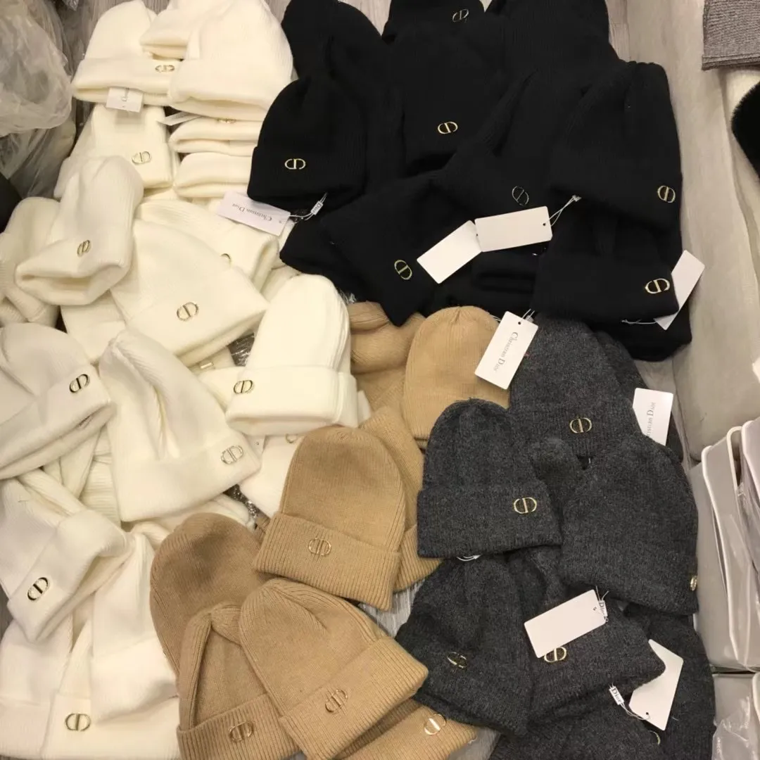 DIOR cashmere knitted hat