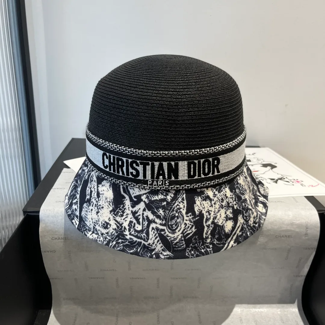 170¥ Dior new basin hat, straw hat, head circumference 57cm