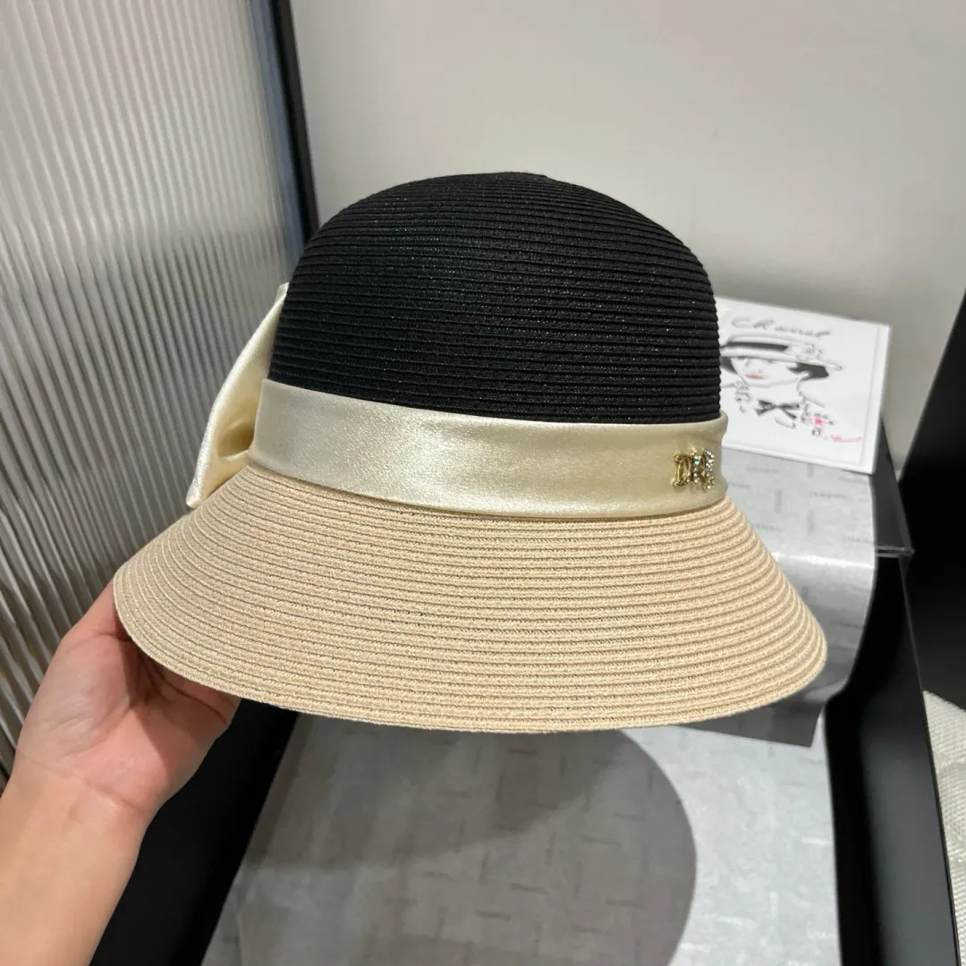 💰140¥ Dior new top hat, high-end PP straw, color matching basin hat, celebrity style, head circumference 57cm