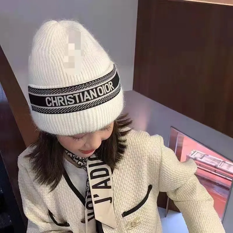 Dior cashmere knit hat