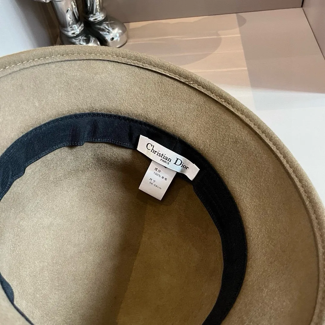 💰200¥ Dior 2024 new autumn and winter wool basin hat, 100% wool🦙 fabric, head circumference 57cm
