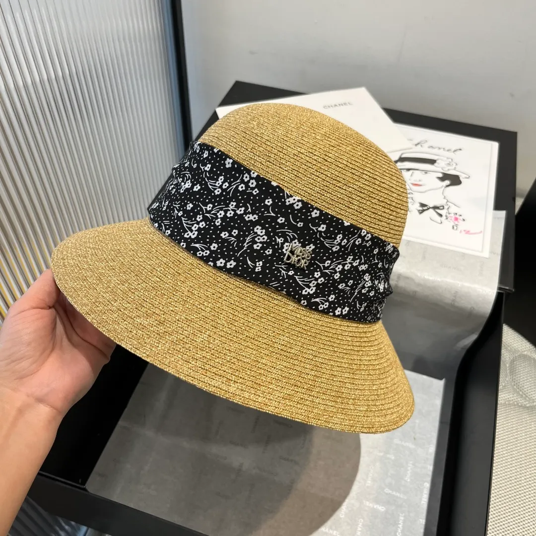 💰150¥ Dior new straw hat, sunshade beach straw hat, head circumference 57cm