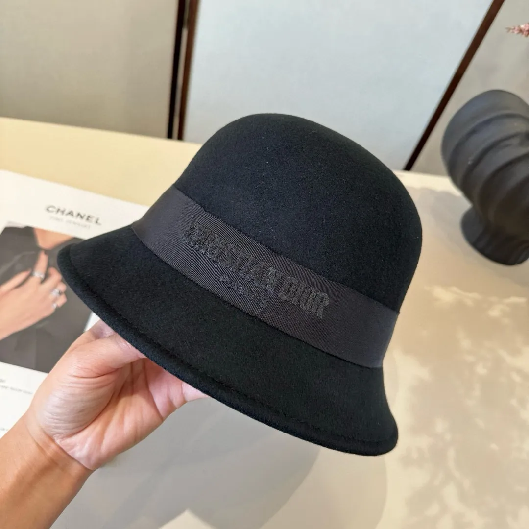 💰200¥ Dior Dior 2025 autumn and winter new wool basin hat, 100% wool🦙 fabric, head circumference 57cm