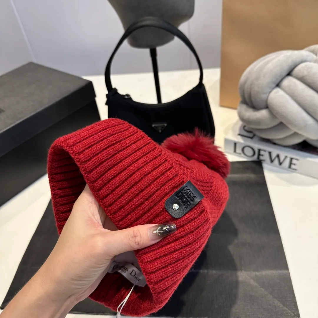 P60 Dior knitted beanie