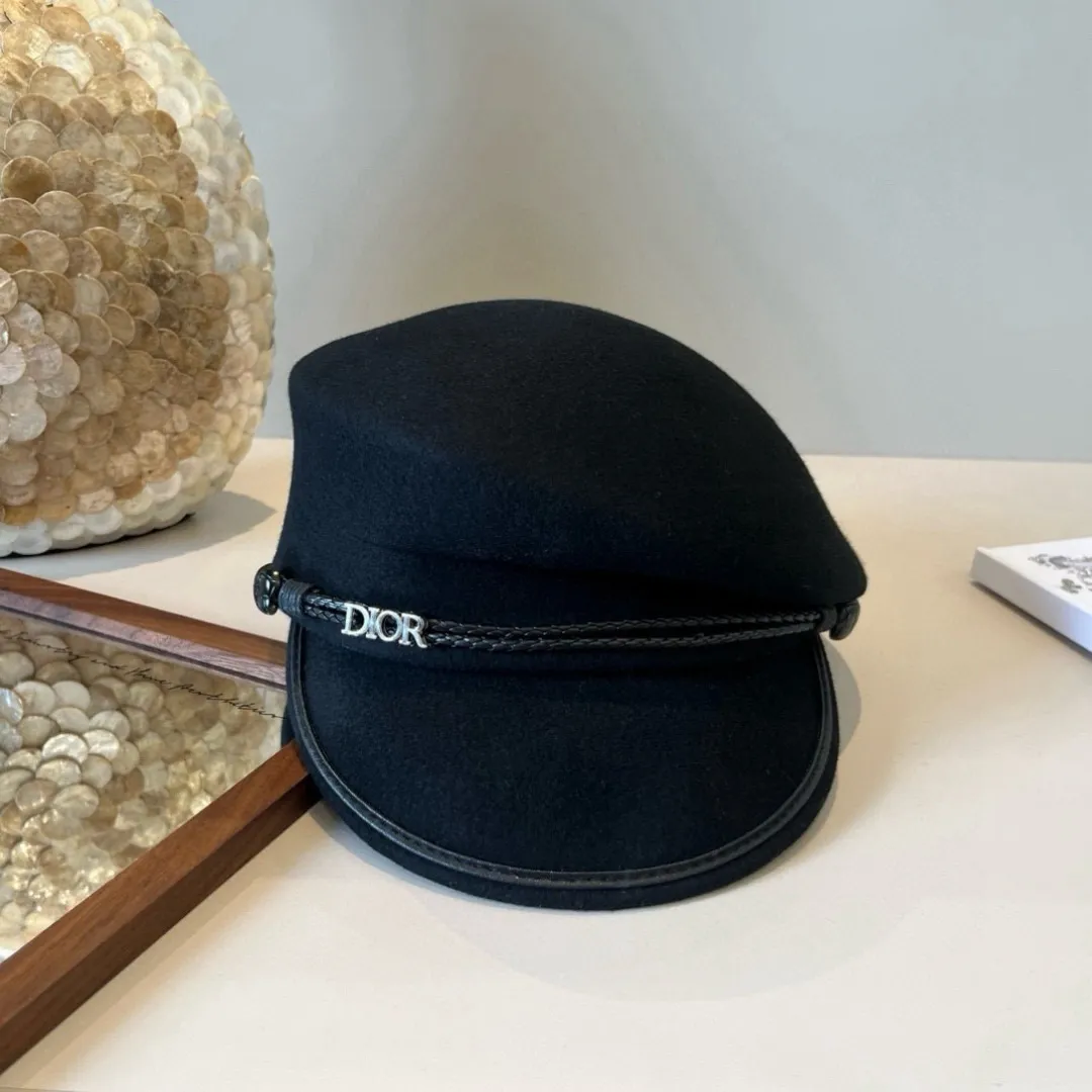 🉐240¥ Dior Dior autumn and winter new wool duck cap, 100% wool fabric, head circumference 57cm