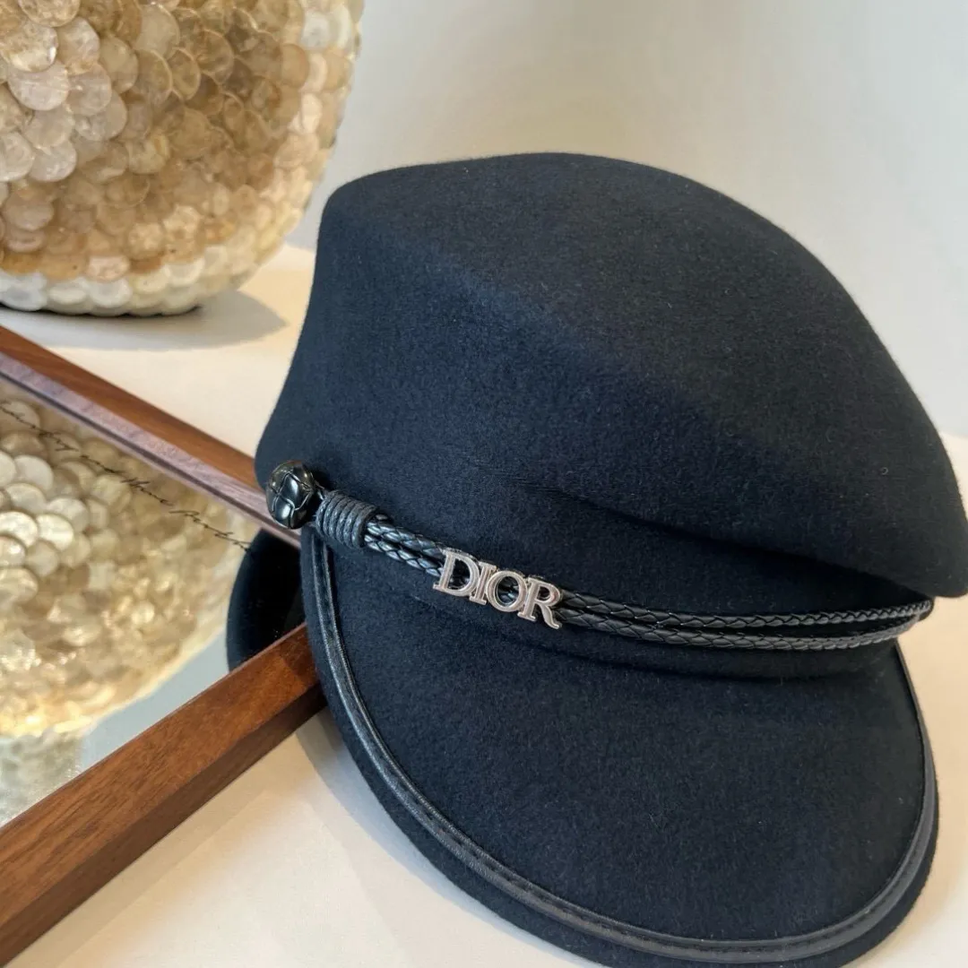 🉐240¥ Dior Dior autumn and winter new wool duck cap, 100% wool fabric, head circumference 57cm