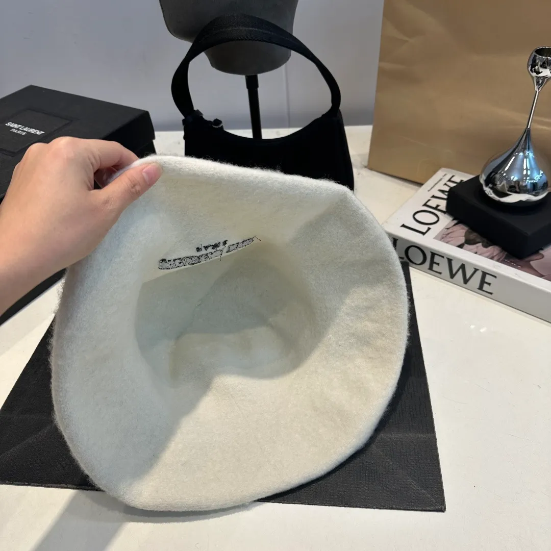 P170 Dior's new wool original single bucket hat, exquisite and pure, stylish and stylish, cool and fashionable, sold out at the counter, popular, great quality