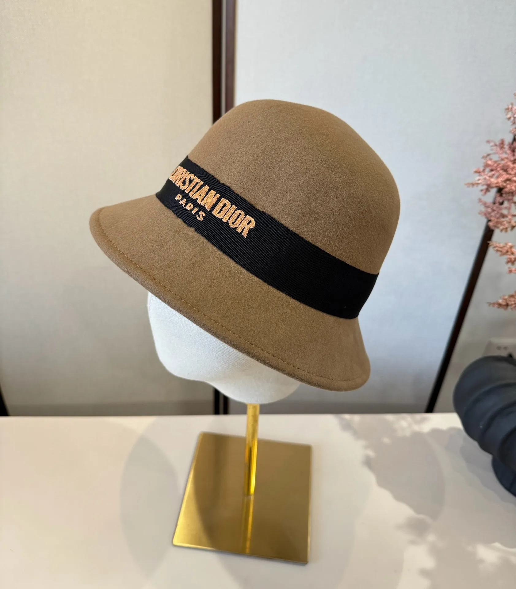 💰200¥ Dior Dior 2025 autumn and winter new wool basin hat, 100% wool🦙 fabric, head circumference 57cm