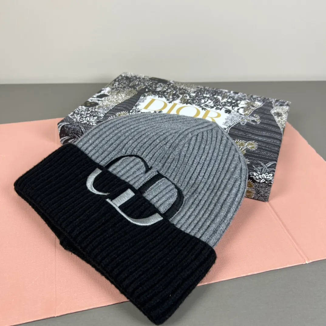 P50 with dust bag DIOR Dior original single hat official website new product Love][Love] Wool Cashmere Double-layer Hat😱😘Warm and fashionable, simple and elegant, more fashionable and high-end!