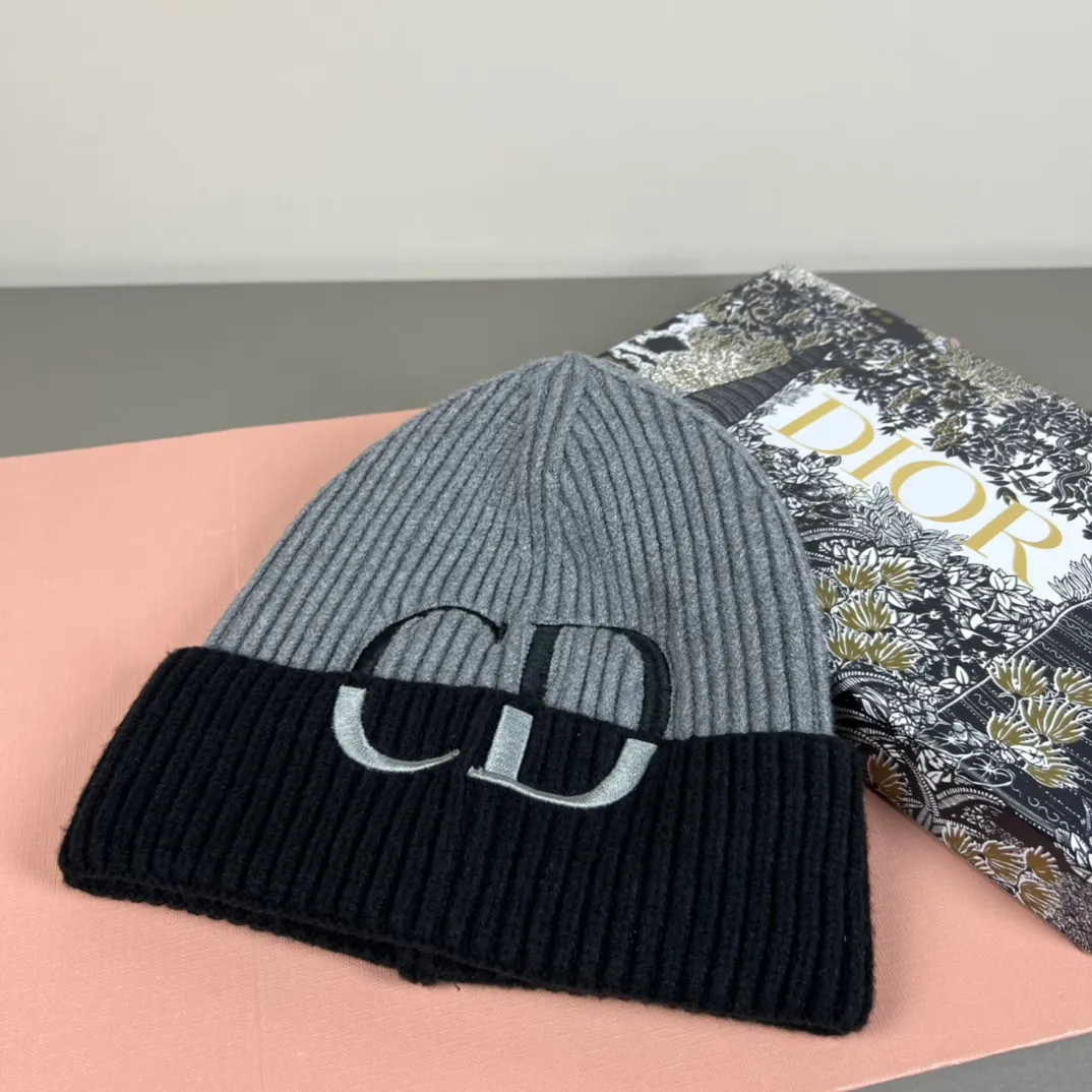 P50 with dust bag DIOR Dior original single hat official website new product Love][Love] Wool Cashmere Double-layer Hat😱😘Warm and fashionable, simple and elegant, more fashionable and high-end!