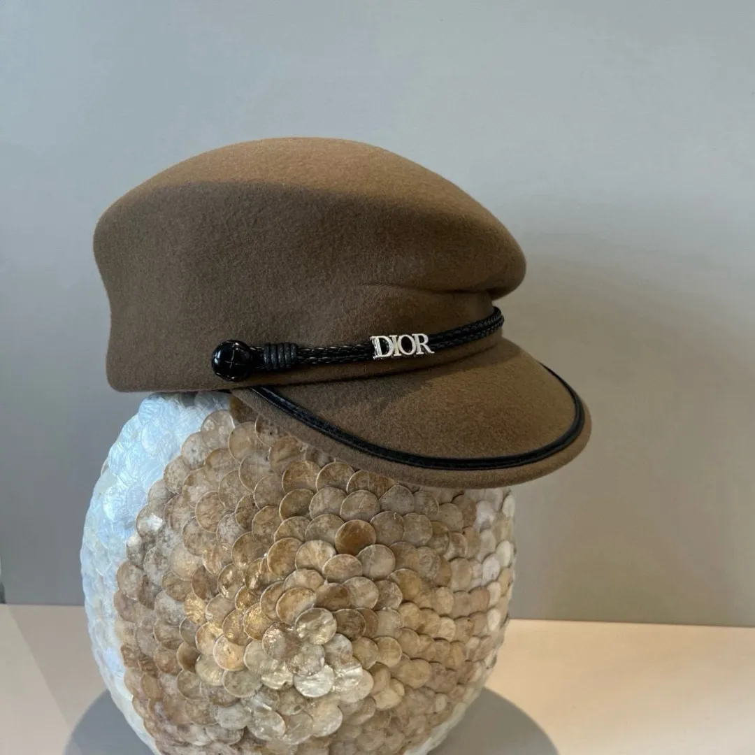 🉐240¥ Khaki Dior autumn and winter new wool duck cap, 100% wool fabric, head circumference 57cm