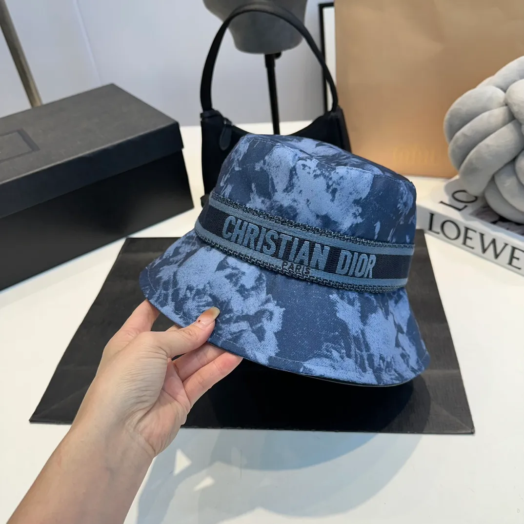 P80 Dior official bucket hat