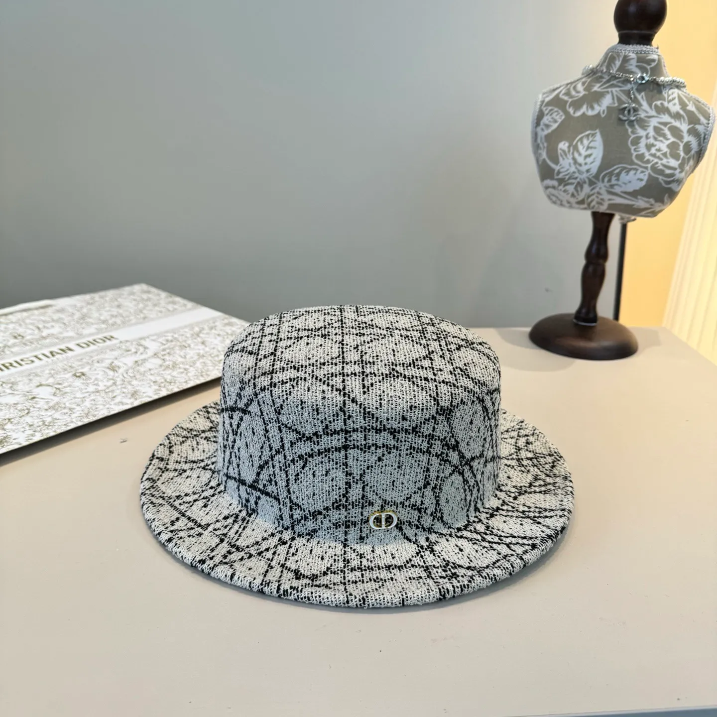 💰170¥ Dior new top hat, high-end Hepburn style top hat, head circumference 57cm