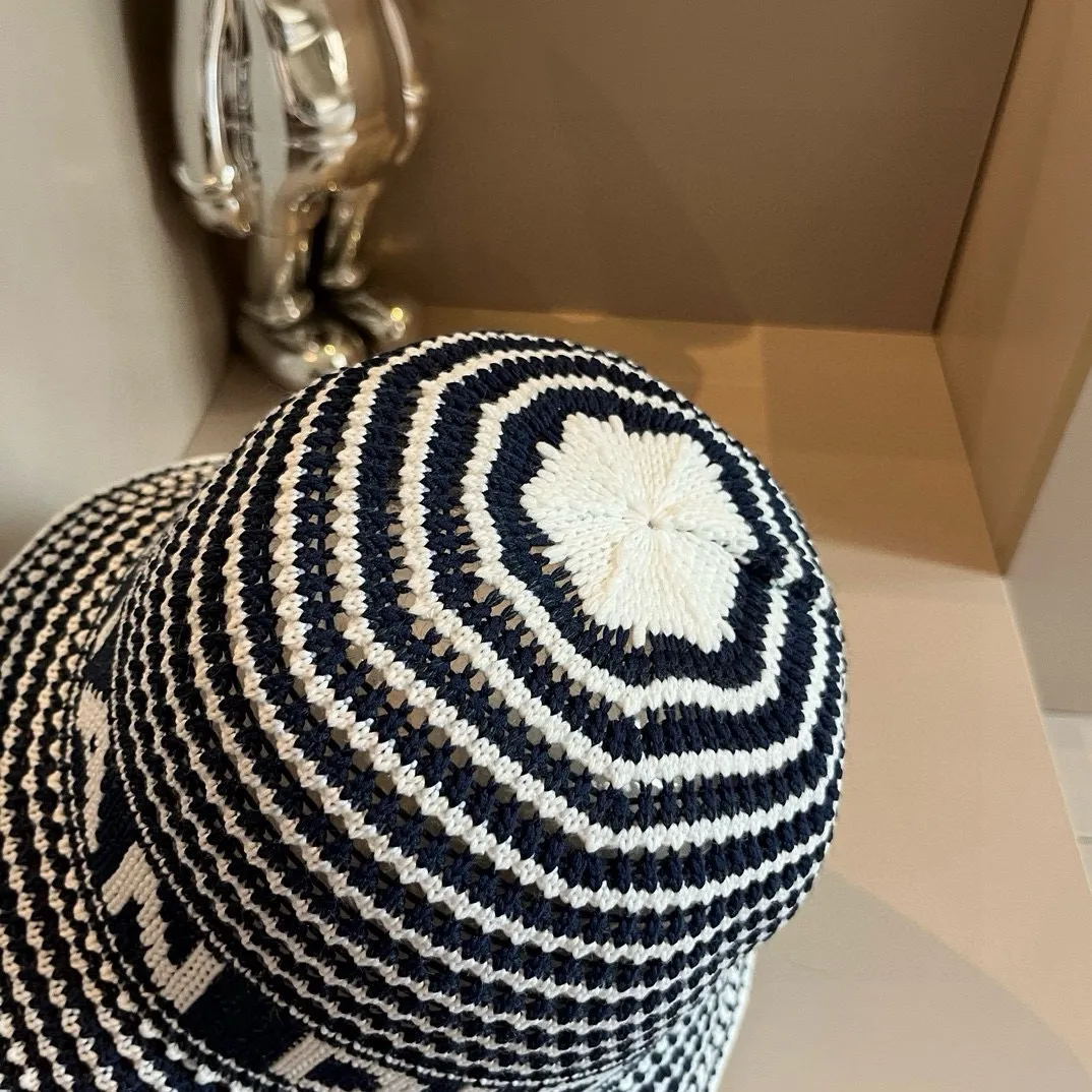 💰90¥ Dior new knitted bucket hat, hand-knitted hat
