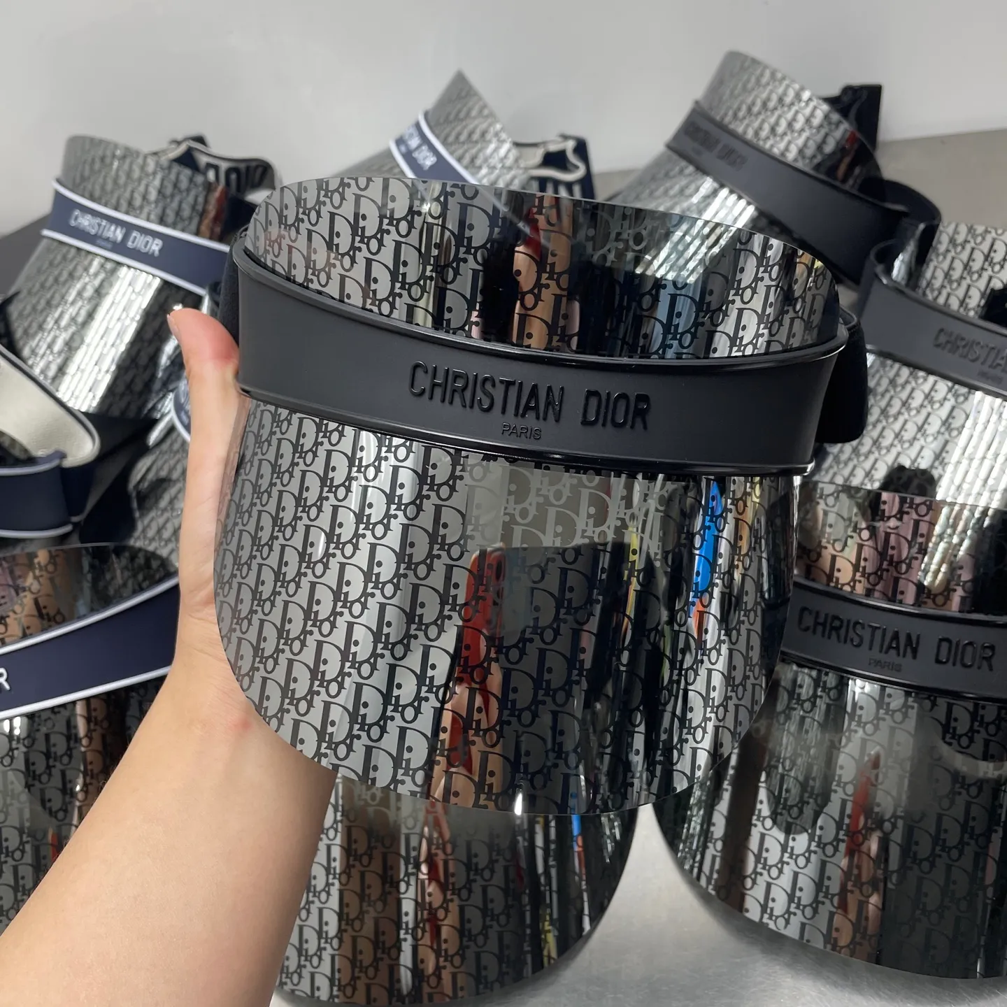 Dior high version empty top hat