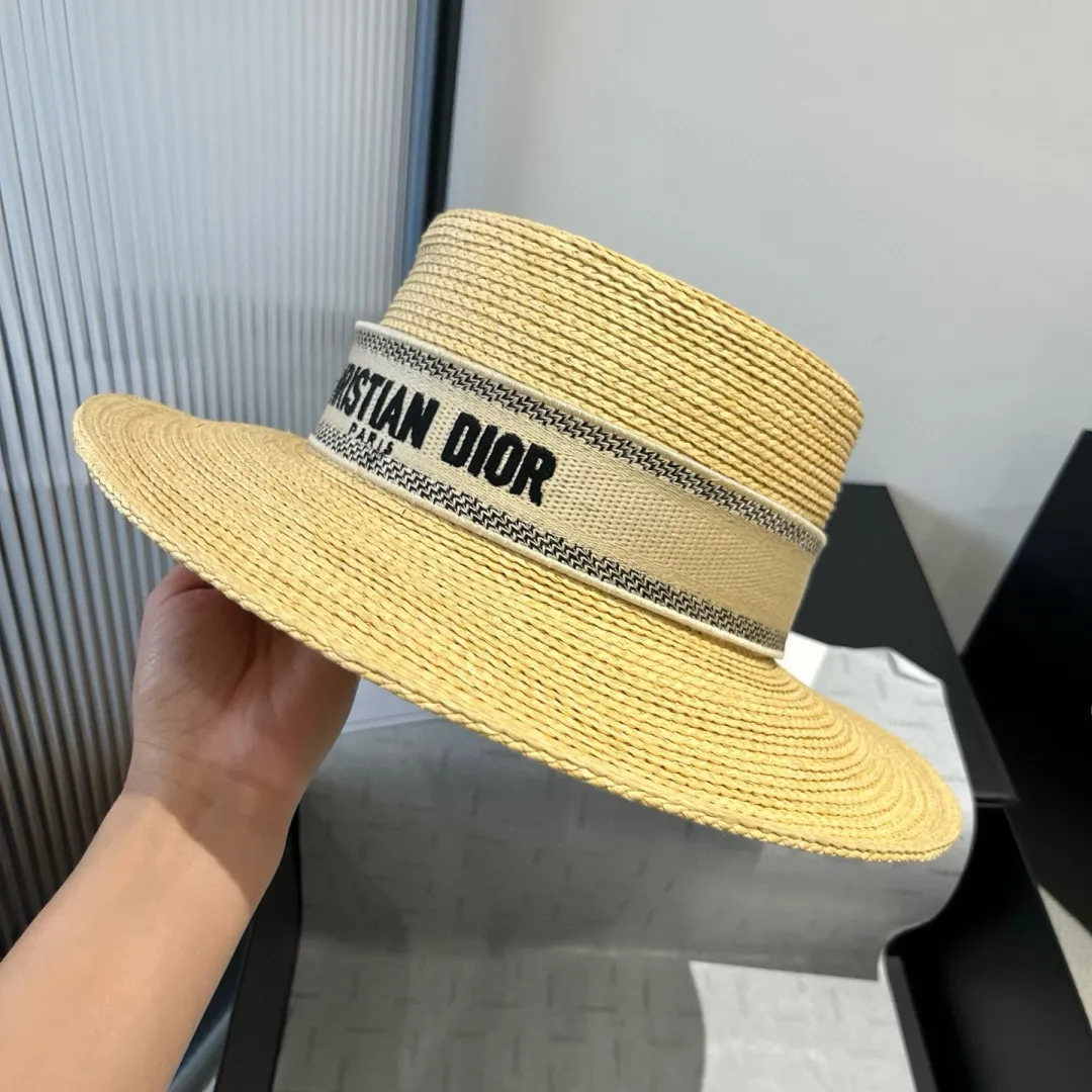 💰160¥ Dior flat-top straw hat, raffia straw hat, head circumference 57cm