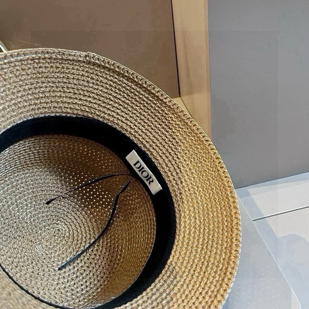 💰100¥ Dior's new straw hat, made from Japanese papyrus, the fastest running, head circumference 57cm
