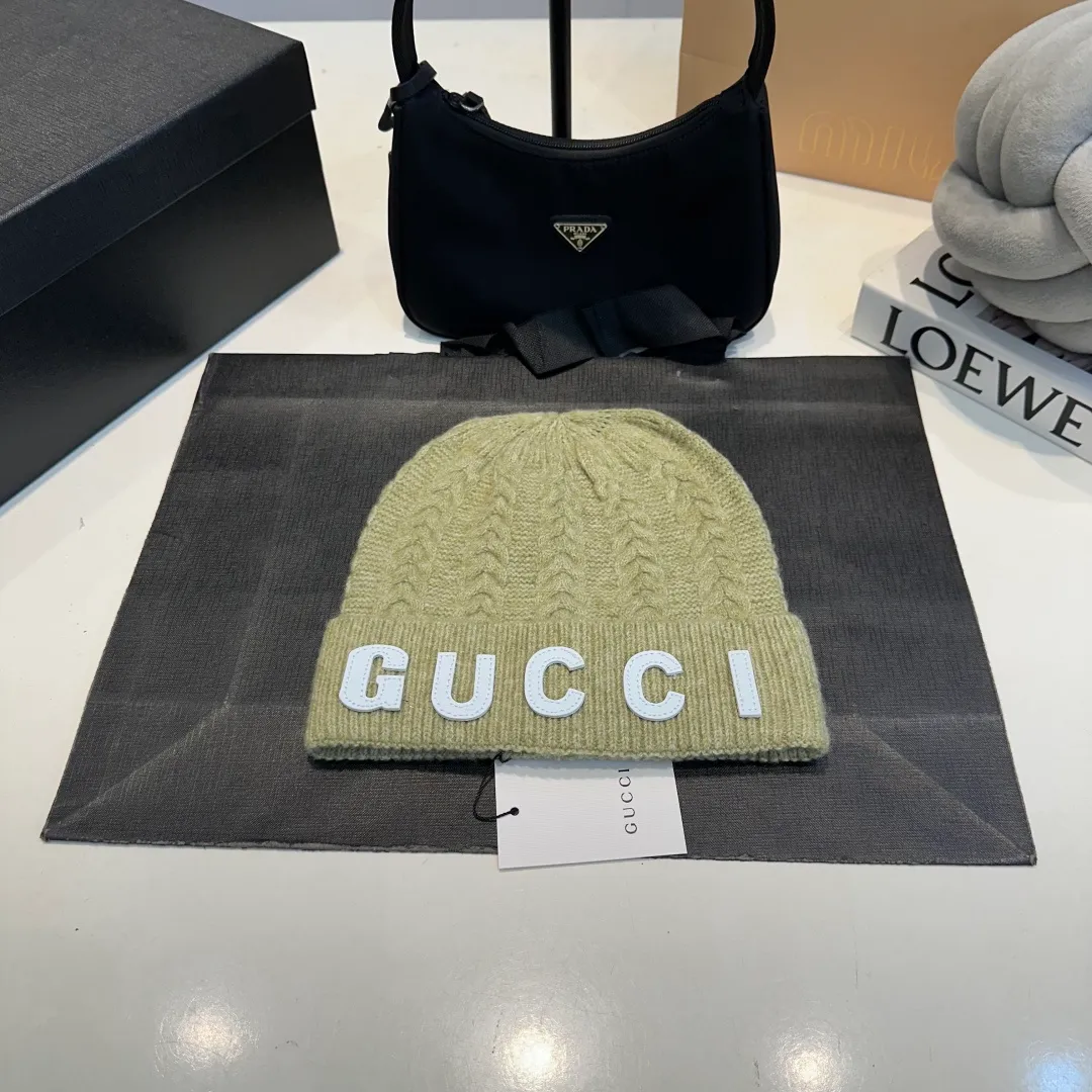 P80 Gucci knitted beanie, unisex